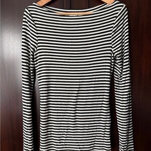 Women’s Long Sleeve Top, Size Small